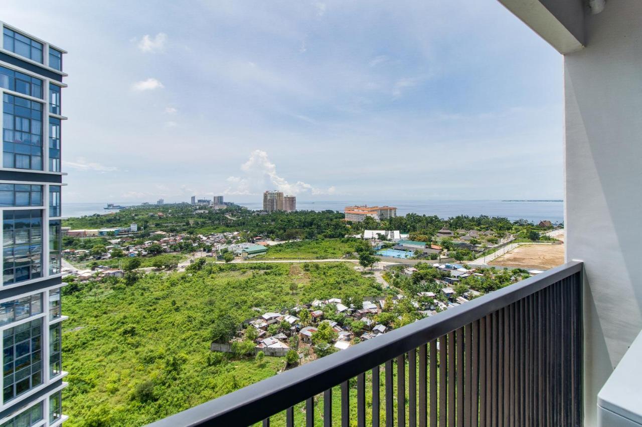 Omp 15C-T2, Seaview, Pool & Beach Access, Near Airport, Fast Wi-Fi, Netflix Punta Engano  Exterior photo