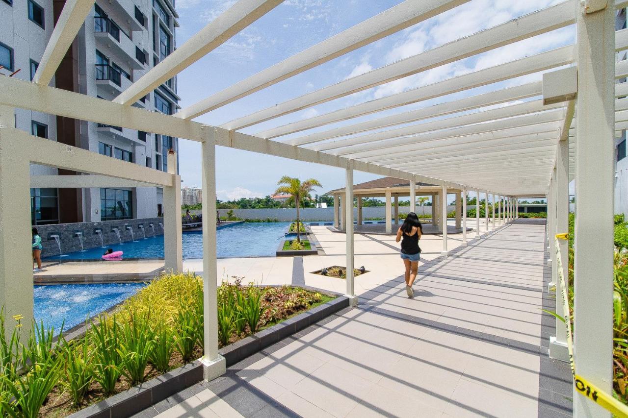 Omp 15C-T2, Seaview, Pool & Beach Access, Near Airport, Fast Wi-Fi, Netflix Punta Engano  Exterior photo