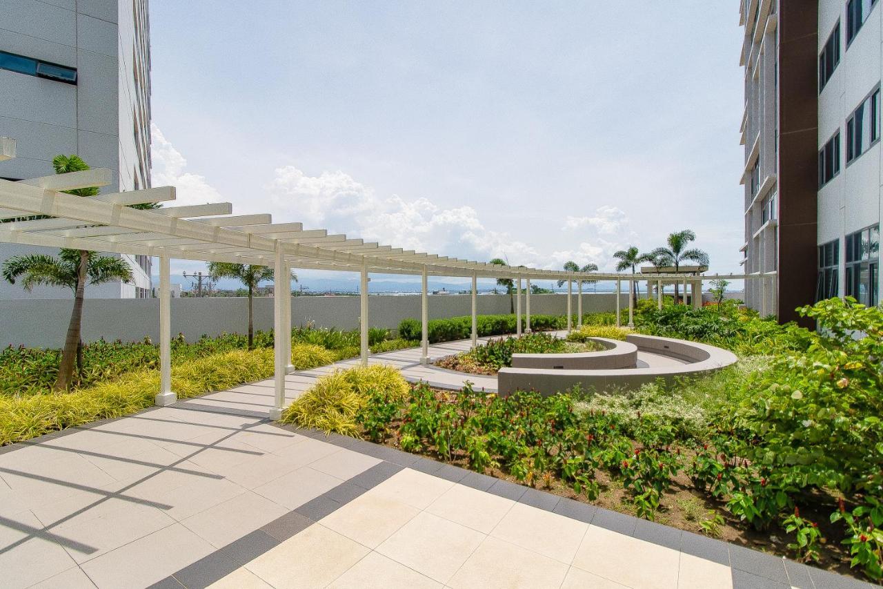 Omp 15C-T2, Seaview, Pool & Beach Access, Near Airport, Fast Wi-Fi, Netflix Punta Engano  Exterior photo
