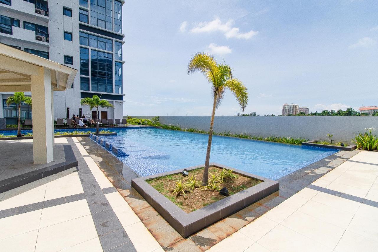 Omp 15C-T2, Seaview, Pool & Beach Access, Near Airport, Fast Wi-Fi, Netflix Punta Engano  Exterior photo